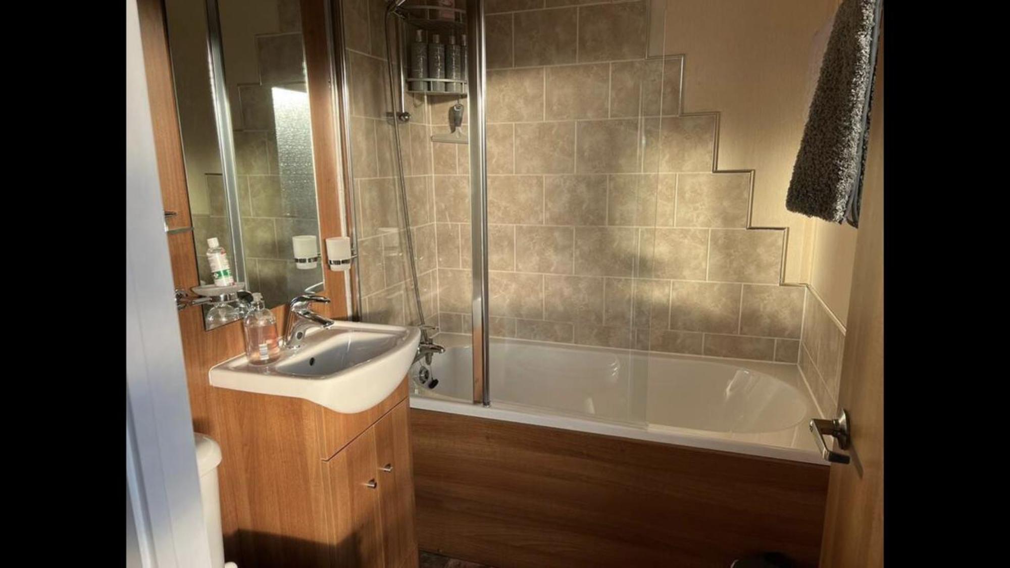 Bumblebee Lodge Tydd St. Giles Extérieur photo
