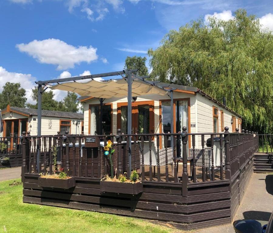 Bumblebee Lodge Tydd St. Giles Extérieur photo